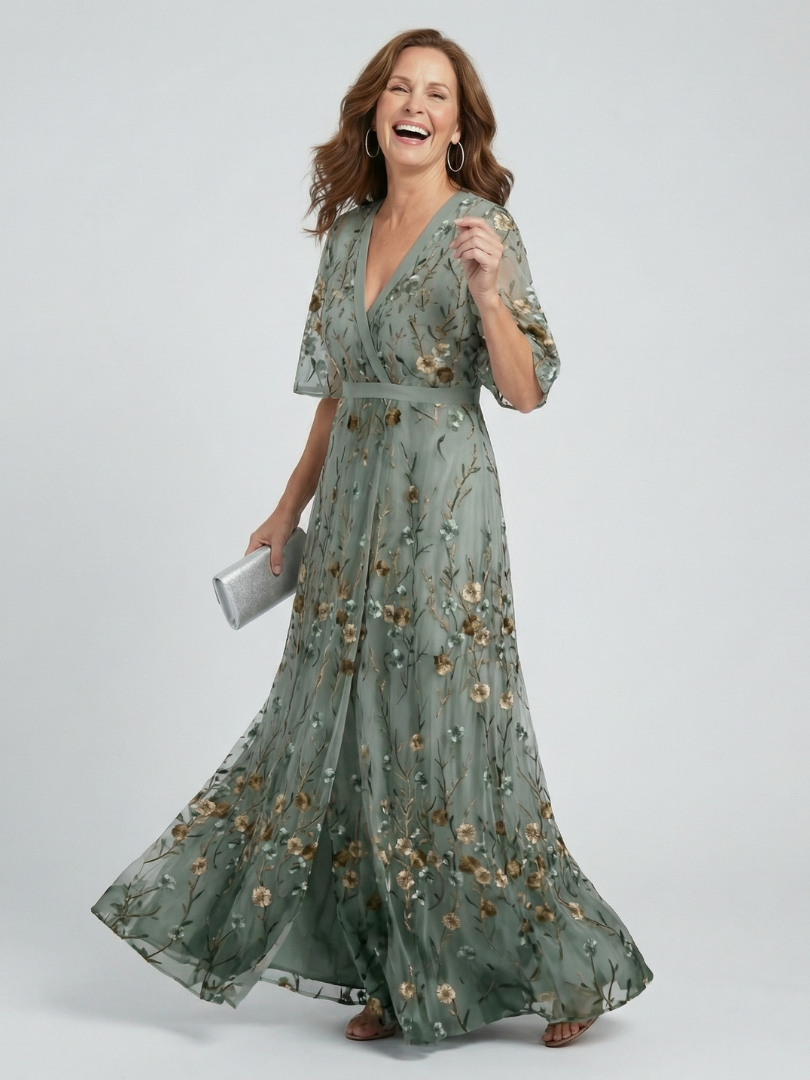 Selora | Halterneck Floral Flowy Maxi Dress