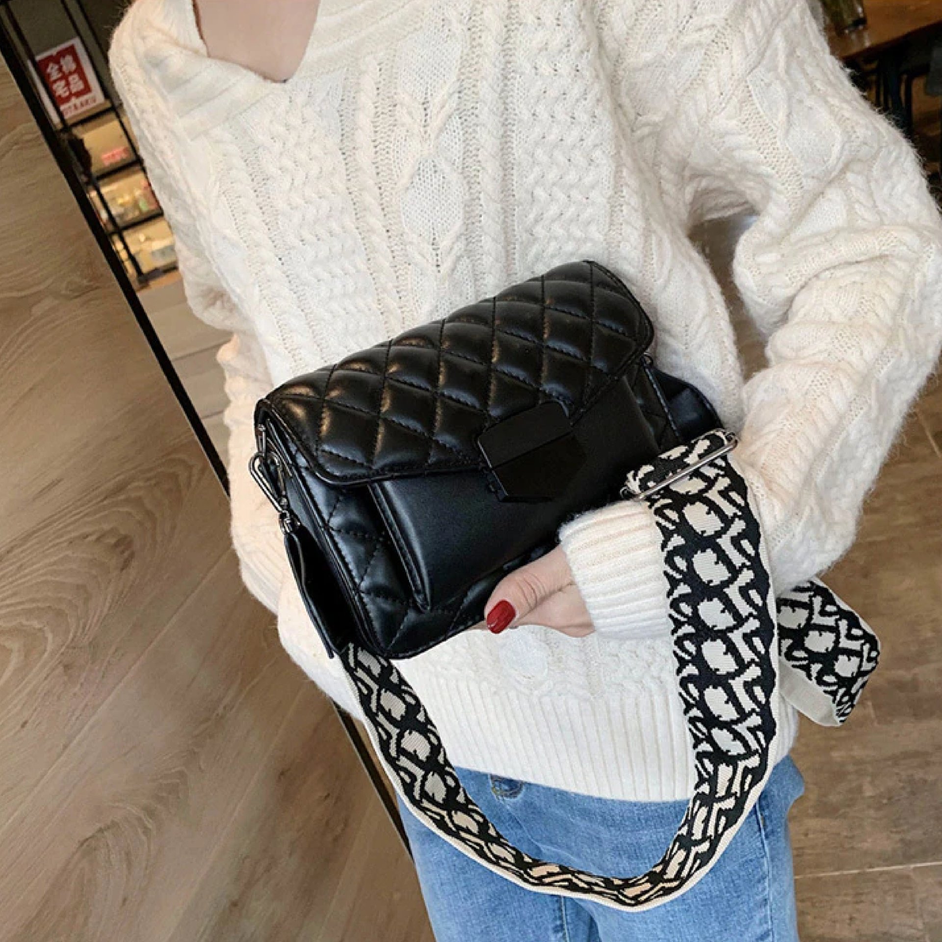 Reverie - Chic Luxury Shoulder Bag